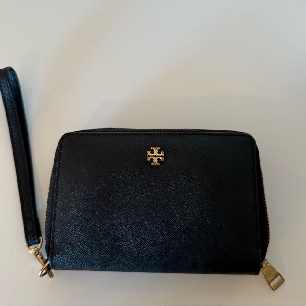 Tory Burch Black and Gold Wristlet